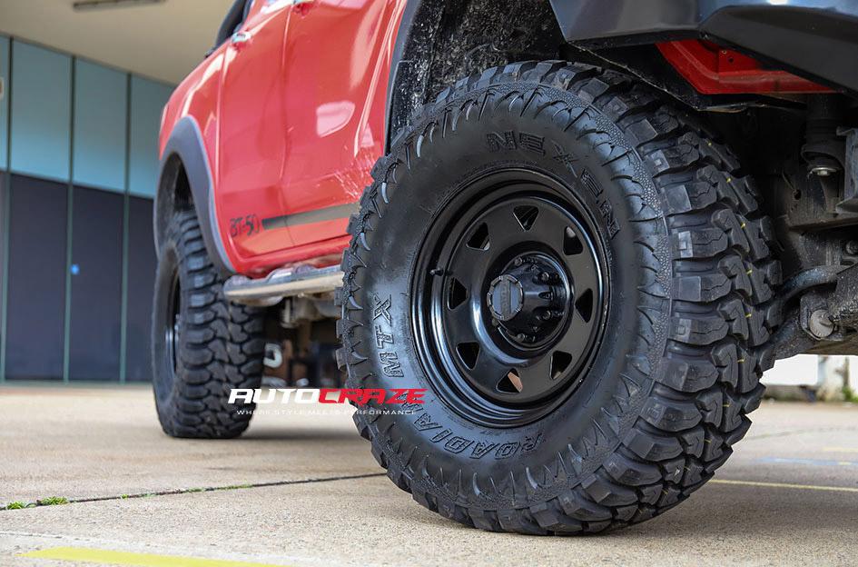 MAZDA BT 50 TERRA SATIN BLACK